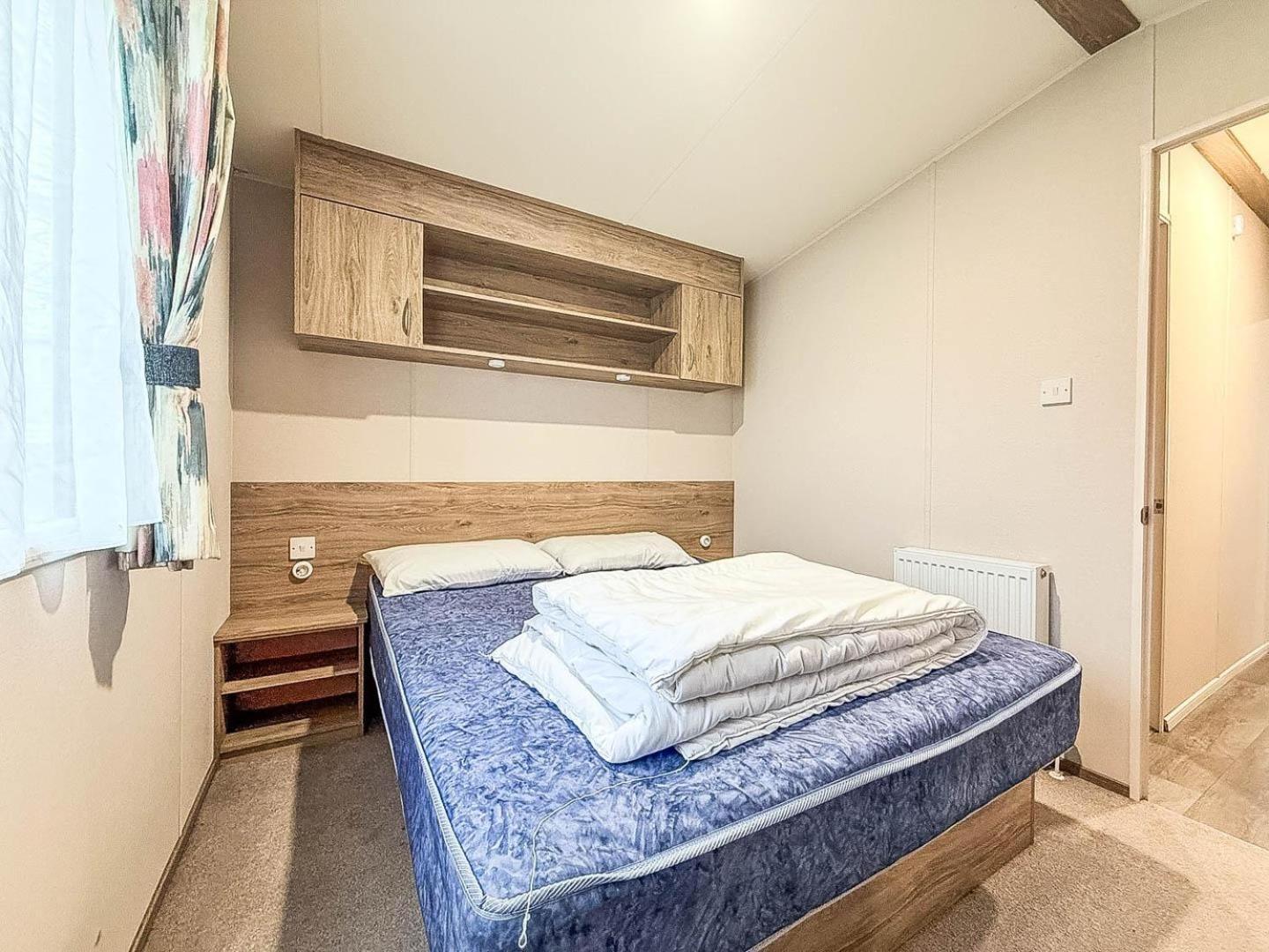 Beautiful Caravan With Decking At Trevella Holiday Park, Newquay, Ref 98082Hs 新码头 外观 照片